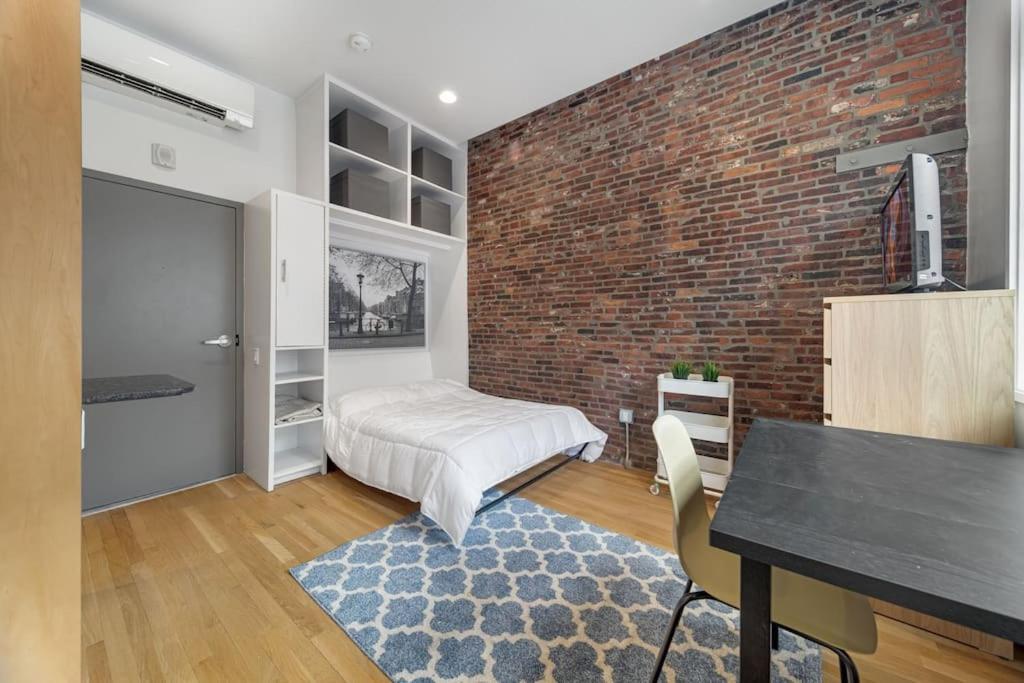 Simple Furnished Studio In The Heart Of Boston Zewnętrze zdjęcie